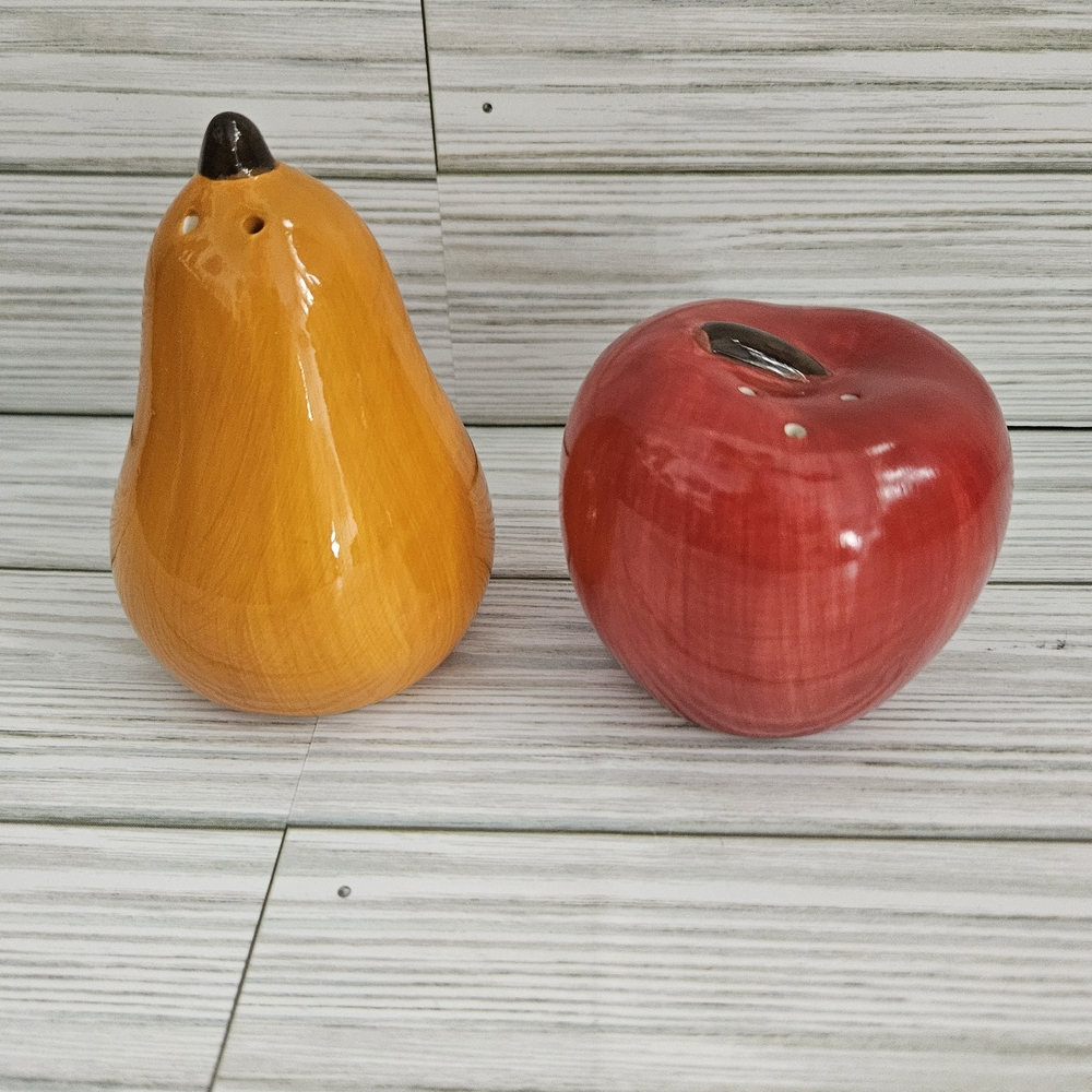 Ceramic Pear and Apple Figurines - Orange and Red
